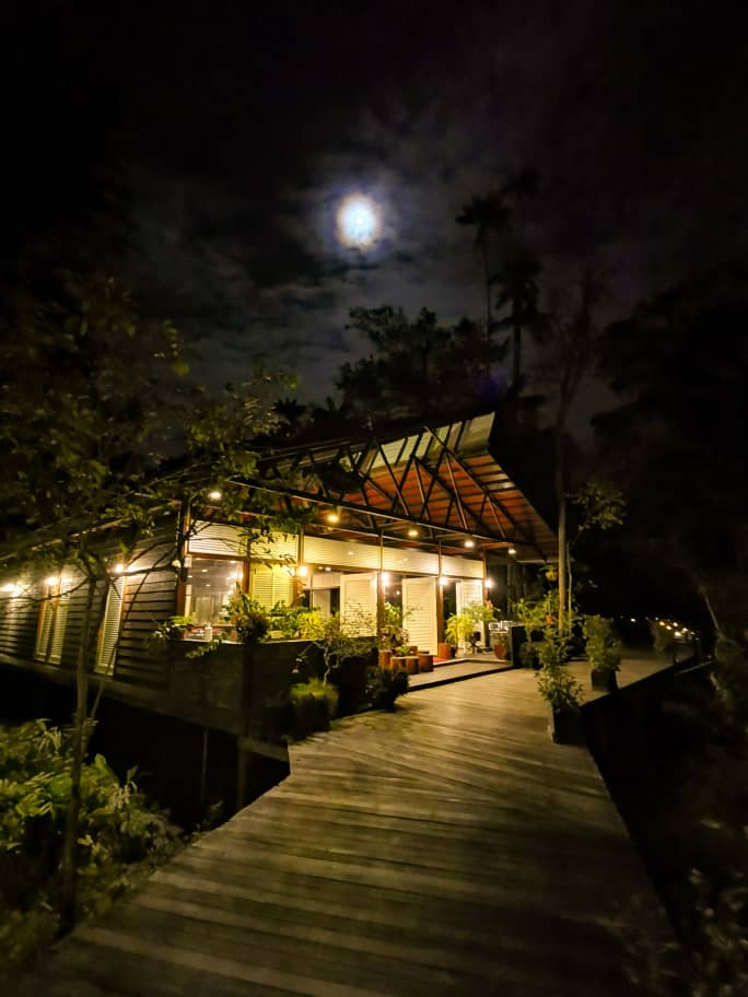 Kinabatangan Wetlands Resort — Borneo wildlife, book, free download, jungle tour, Kinabatangan Wetlands Resort tour, Kinabatangan Wetlands Resort trip