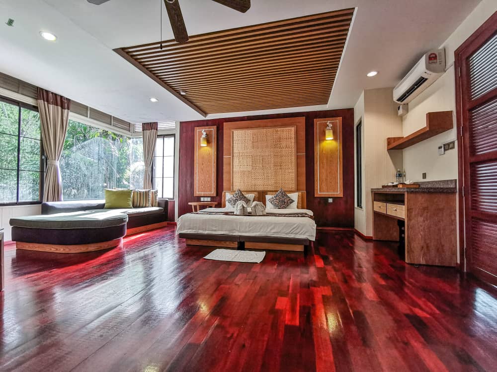 Kinabatangan Wetlands Resort — Borneo wildlife, book, free download, jungle tour, Kinabatangan Wetlands Resort tour, Kinabatangan Wetlands Resort trip